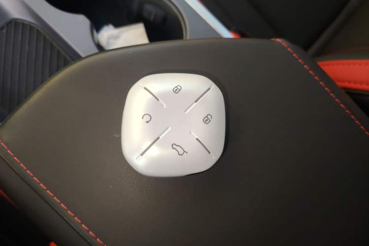 Used JETOUR Dashing 2024 1.5T DCT Starlight Shine Pro Edition
