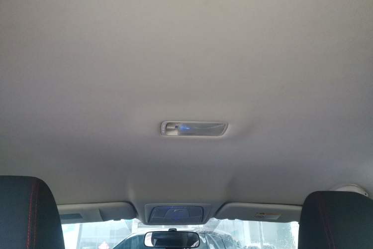 Used Venucia D60 2019 1.6L Entry Manual Fashion Edition
