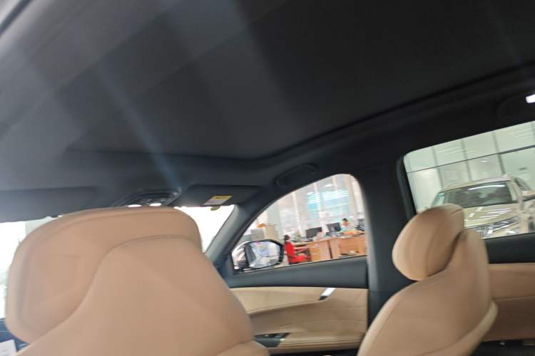 Used CHANGAN CS75 PLUS 2025 4th Generation 1.5T New Blue Whale Smart Flagship Version Headliner