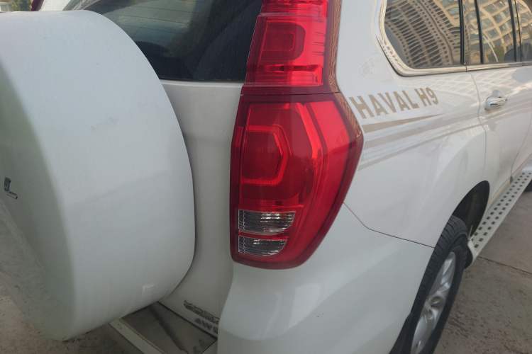 Used Haval H9 2015 2.0T Four-Wheel Drive Luxury 7-Seater