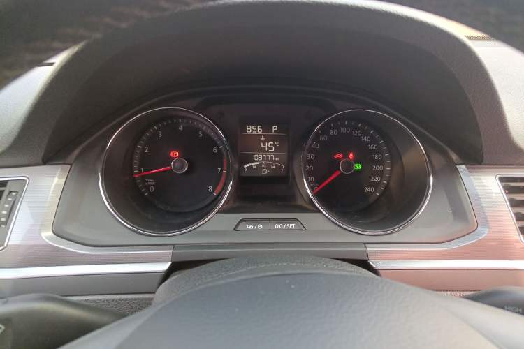 Used Volkswagen Bora 2017 1.6L Automatic Fashion Model