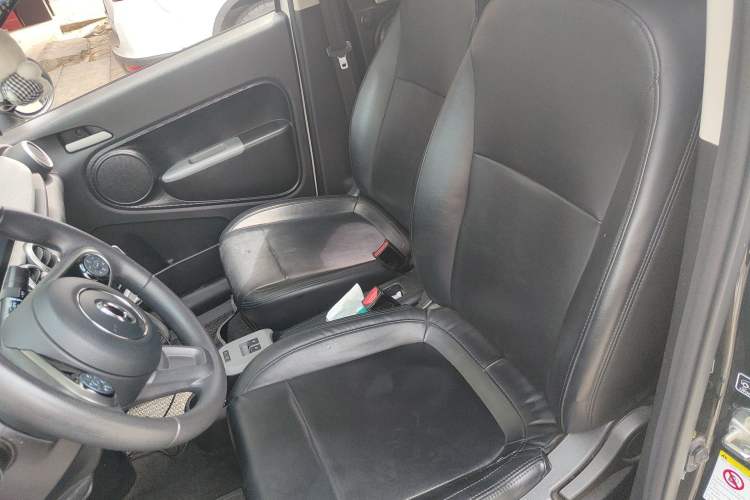 Used ORA Black Cat 2021 351 km Luxury Version Left Front Seat