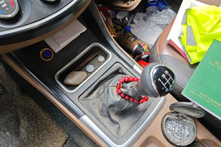 Used JDMC T7 2017 2.0T PLUS Two-Wheel Drive Luxury Edition Extended Wheelbase D20B Gear Lever