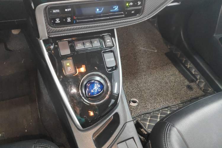 Used Toyota Levin Hybrid E+ 2019 1.8L GS E-CVT Elite Model with Sunroof
