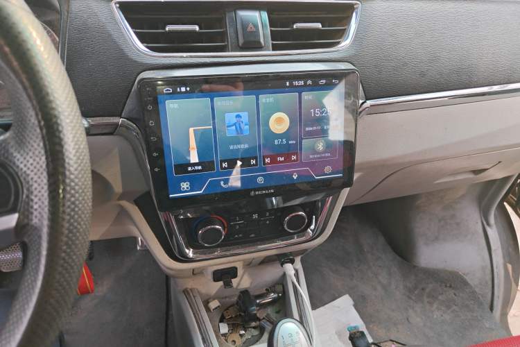 Used Jinbei New Hiace X30L 2016 1.3L Wealth Edition DLCG12 Audio And AC Panel