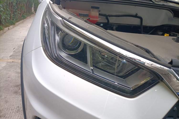 Used BYD Yuan New Energy 2018 EV360 Smart Connect Cool Edition
