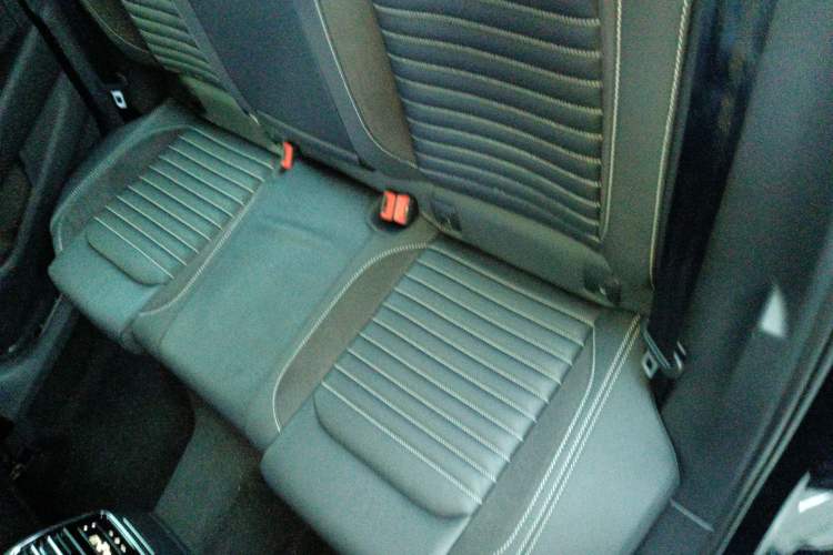 Used Volkswagen Magotan 2020 330TSI DSG Leading Model Left Rear Seat