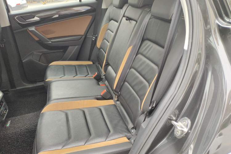 Used Volkswagen Tayron 2019 330TSI Two-Wheel-Drive Luxury Version China V Emission Standard
