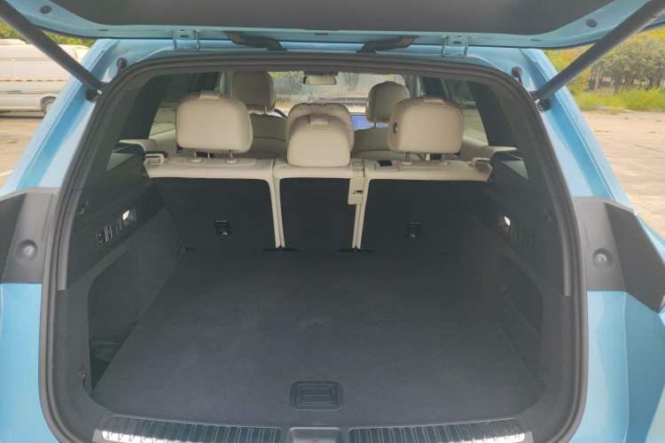 Used Li Auto L7 2025 Max Smart Refresh Edition Trunk