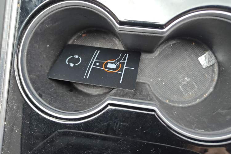 Used Tesla Model 3 2020 Standard Range Rear-Wheel Drive Upgraded Version Vehicle Key