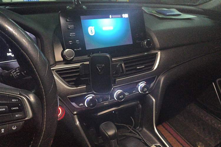 Used Honda Accord 2021 260TURBO Luxury Starry Sky Limited Edition Audio And AC Panel