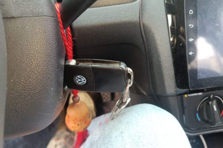 Used Volkswagen Jetta 2017 1.5L Manual Fashion Edition
