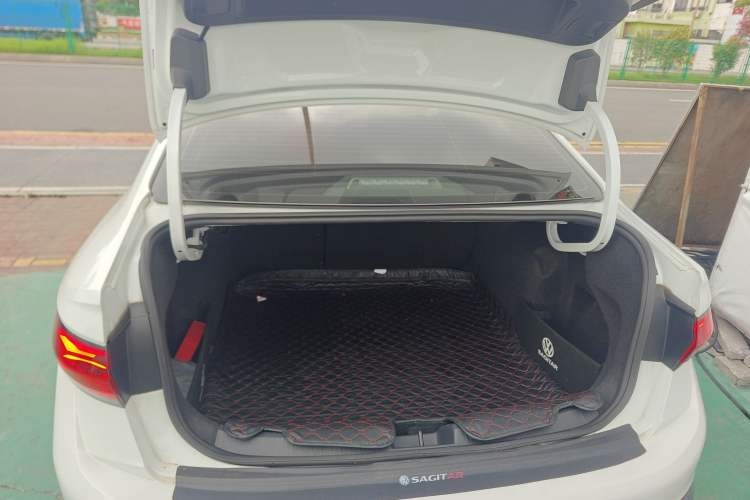 Used Volkswagen Sagitar 2023 300TSI DSG Excellence Edition
