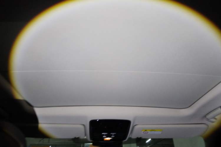 Used Land Rover Range 2019 3.0 SCV6 Legacy Edition Headliner