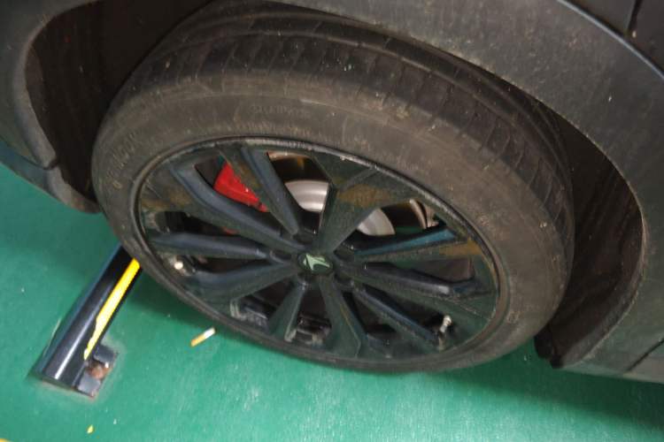 Used ARCFOX Alpha T5 2024 660 MAX Right Rear Wheel Hub