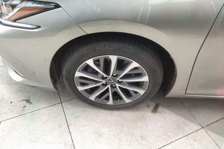 Used Lexus ES 2022 200 Excellence Edition