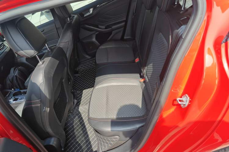 Used Ford Focus 2020 Sedan EcoBoost 180 Automatic ST Line
