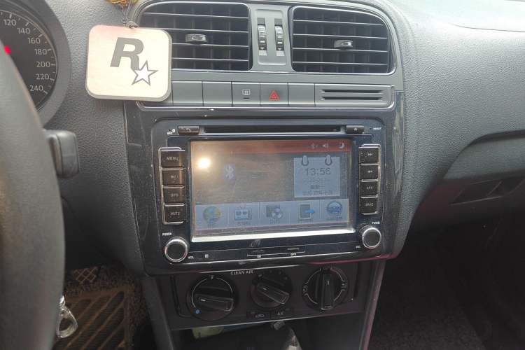 Used Volkswagen Polo 2016 1.4L Manual Fashion Model
