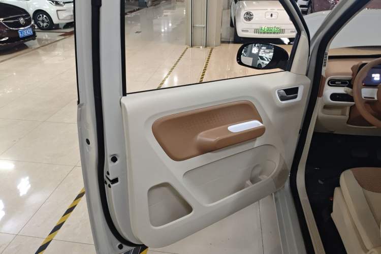 Used Wuling Hongguang MINIEV 2024 3rd Generation 215km Youth Edition