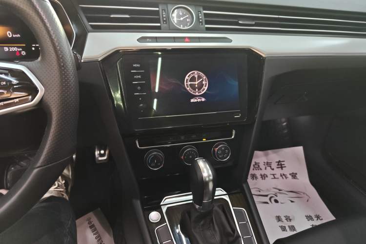 Used Volkswagen Magotan 2023 2 Million Units Limited-Edition 280TSI DSG Comfort Version
