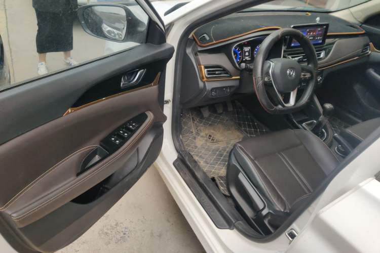 Used CHANGAN Eado DT 2018 1.6L Manual Smart Enjoyment Model