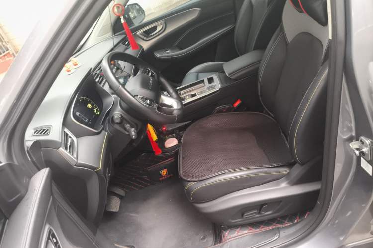 Used Roewe RX5 2020 PLUS 300TGI Automatic Ali National Trend Flagship Edition
