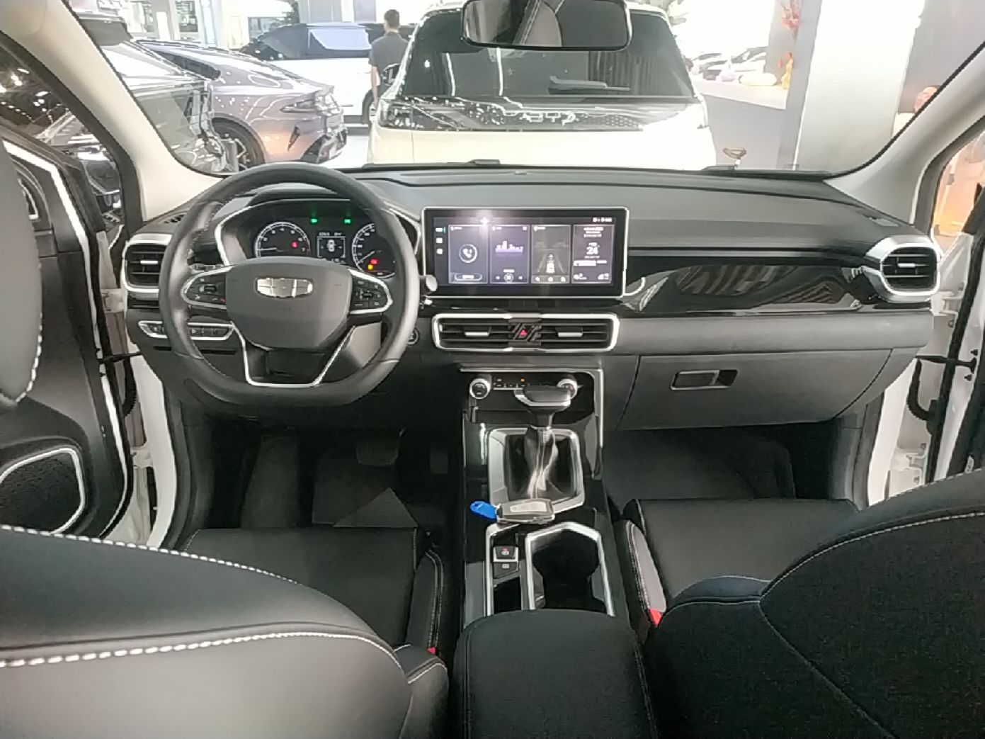 Geely Auto Coolray 2025 Model 1.5L CVT Superpower Edition MAX — снимка 12