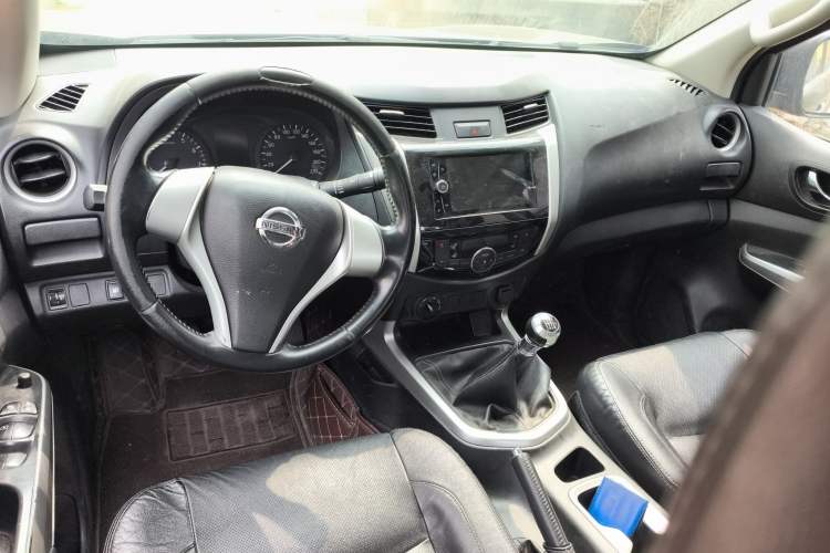 Used Nissan Navara 2017 2.5L Manual 4x4 Flagship Edition QR25