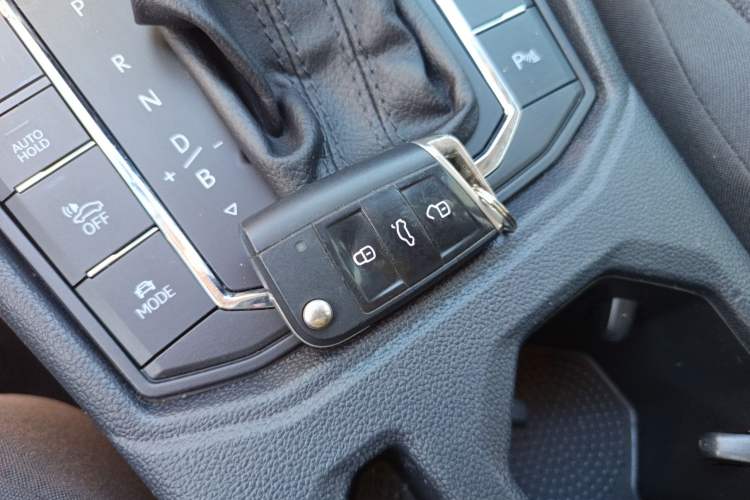 Used Volkswagen Lavida Pure Electric 2019 Low-Trim Version Interior 1