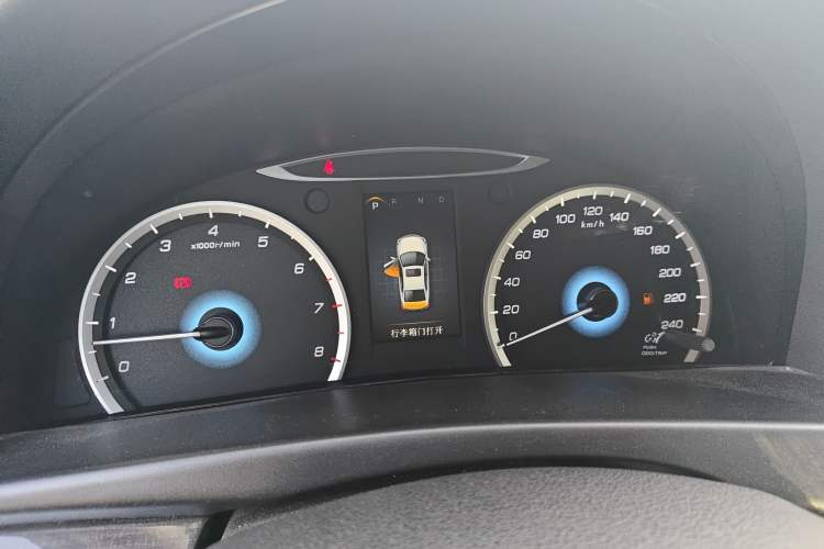 Used CHANGAN Raeton 2014 1.8T Automatic Prestige Anniversary Edition China V Standard
