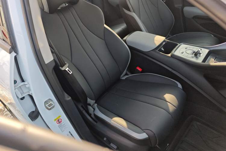 Used BYD Sealion 05 DM-i 2025 DM-i Smart Drive 115KM Flagship Model
