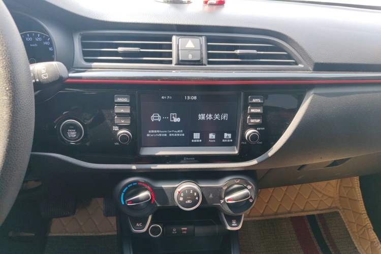 Used Kia KX Cross 2017 1.4L AT GLS
