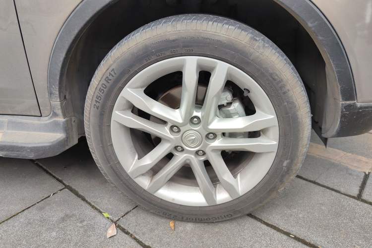 Used CHANGAN CS35 2017 1.6L Manual Luxury Model
