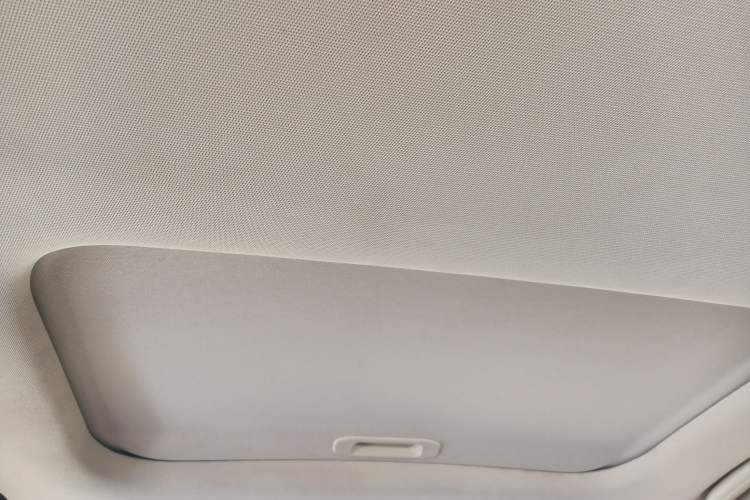 Used Geely Auto Vision X3 2017 1.5L Automatic Luxury Model Headliner