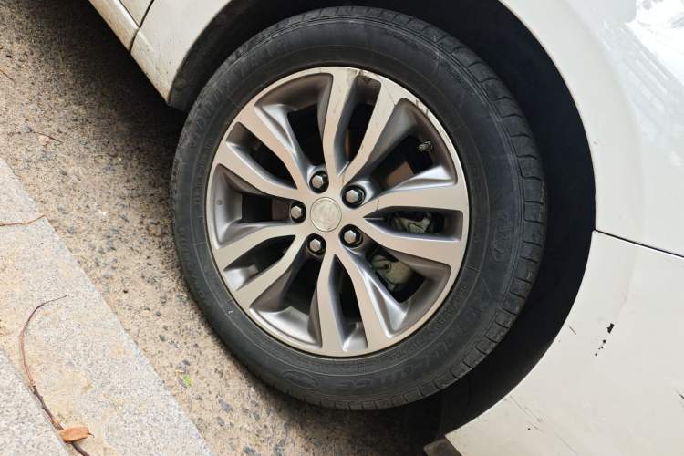 Used Buick GT 2019 18T Automatic Connected Elite Model China VI Standard
