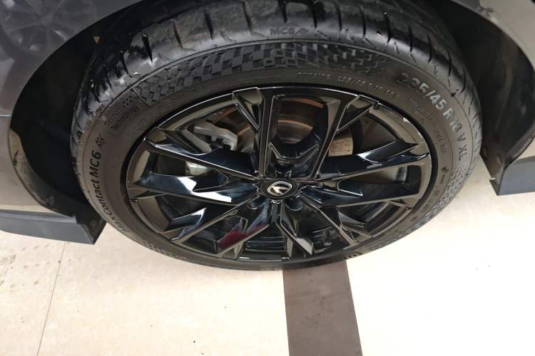 Used Changan UNI-V 2024 1.5T Prestige Edition
