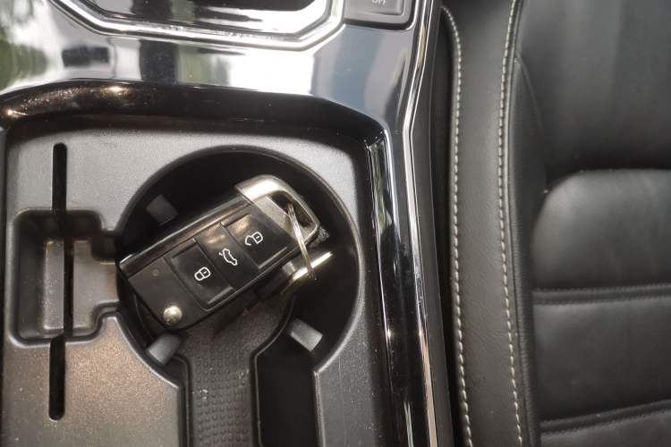 Used Volkswagen Passat 2017 330TSI DSG Luxury Edition
