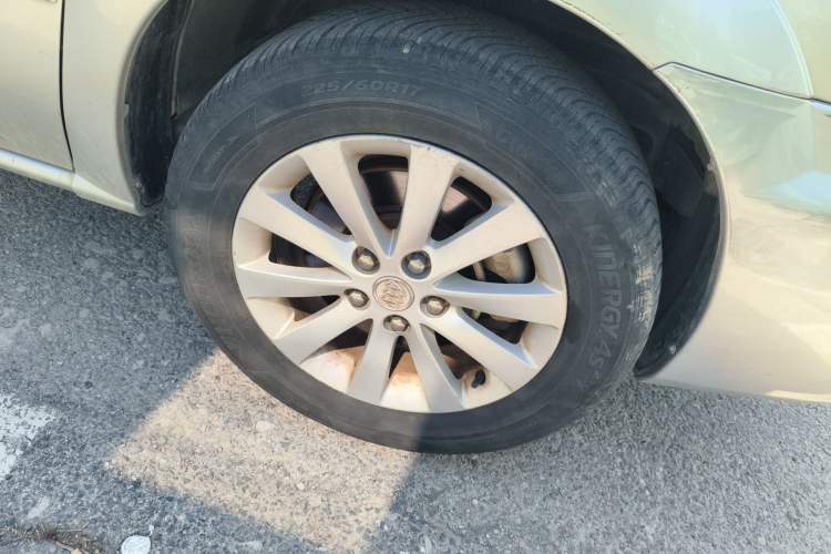 Used Buick GL8 2014 2.4L Executive Edition
