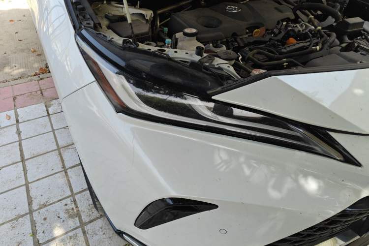 Used Toyota Venza 2023 2.5L Smart Electric Hybrid Dual-Drive Prestige Version Right Front Headlight