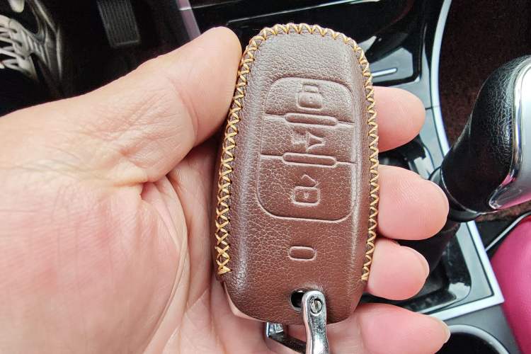 Used Haval H2 2016 Red-Label 1.5T Manual Two-Wheel Drive Luxury Model