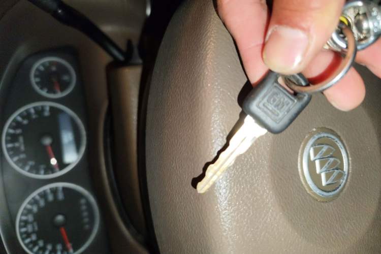 Used Buick GL8 2013 2.4L Classic Edition