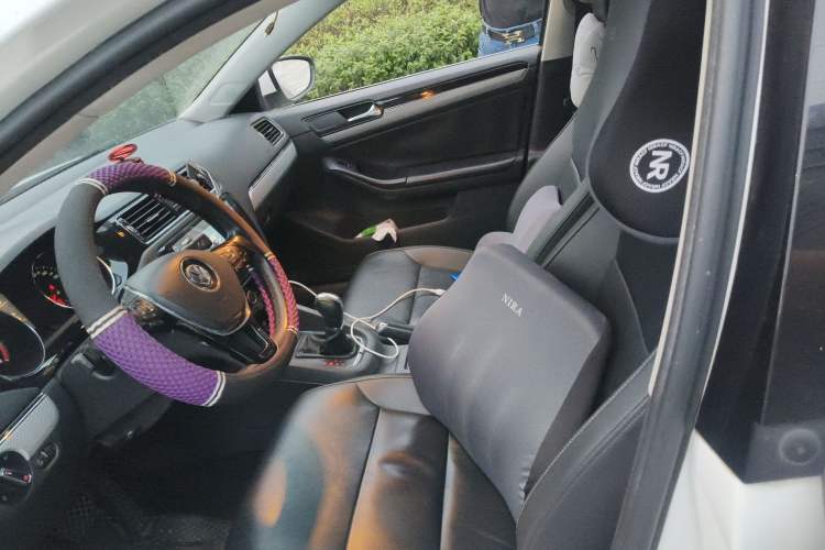 Used Volkswagen Sagitar 2017 230TSI Automatic Comfort Version Left Front Seat