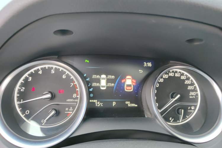 Used Toyota Camry 2019 Revised Version 2.0G Luxury Edition