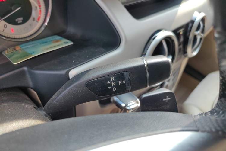 Used Mercedes-Benz GLK-Class 2015 GLK 260 4MATIC Fashion Edition Ultimate Version
