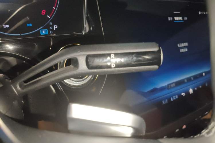 Used Mercedes-Benz E-Class 2024 Facelift E 300 L Luxury Edition
