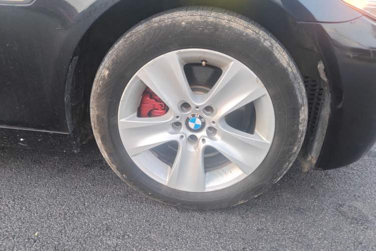 Used BMW 5 Series 2011 523Li Luxury Model