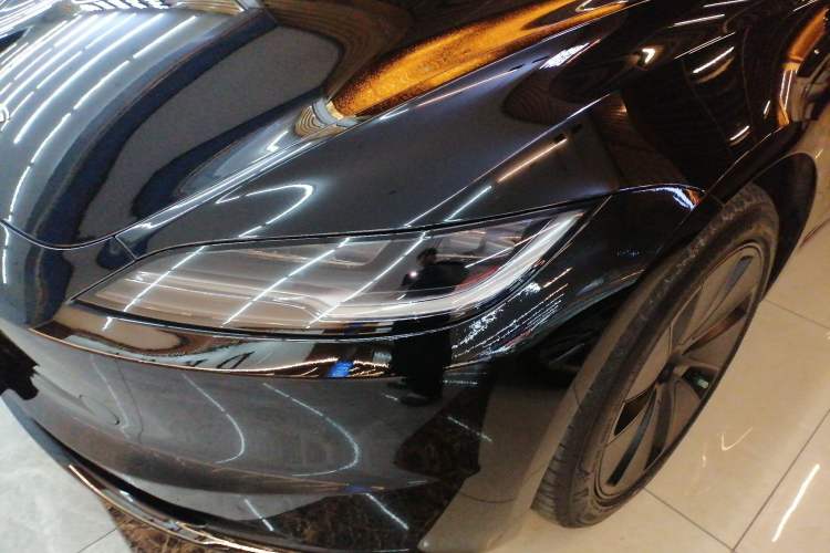 Used Tesla Model 3 2025 Rear-Wheel-Drive Version