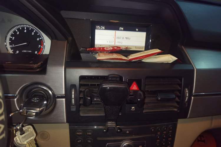 Used Mercedes-Benz GLK-Class 2011 GLK 300 4MATIC Dynamic Model