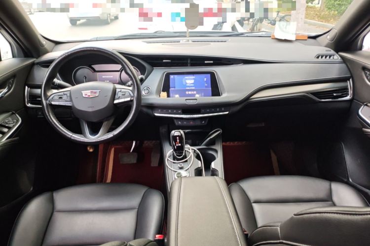 Used Cadillac XT4 2021 28T Two-Wheel Drive Leading Version Center Console