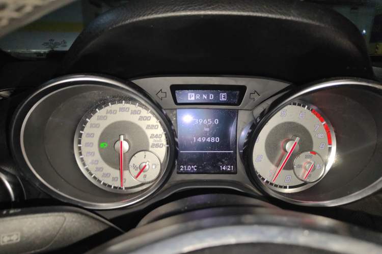 Used Mercedes-Benz SLK-Class 2011 SLK 200 Fashion Model